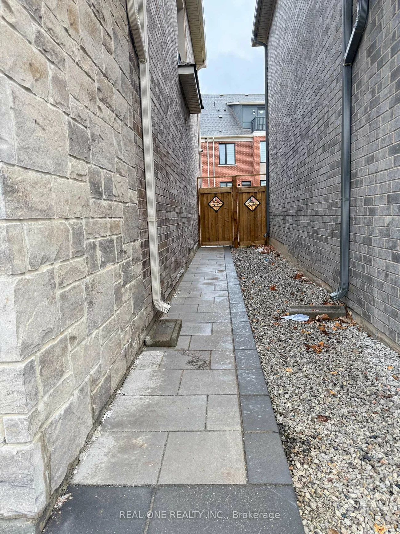 3462, Clayton, 1008 - GO Glenorchy, Oakville