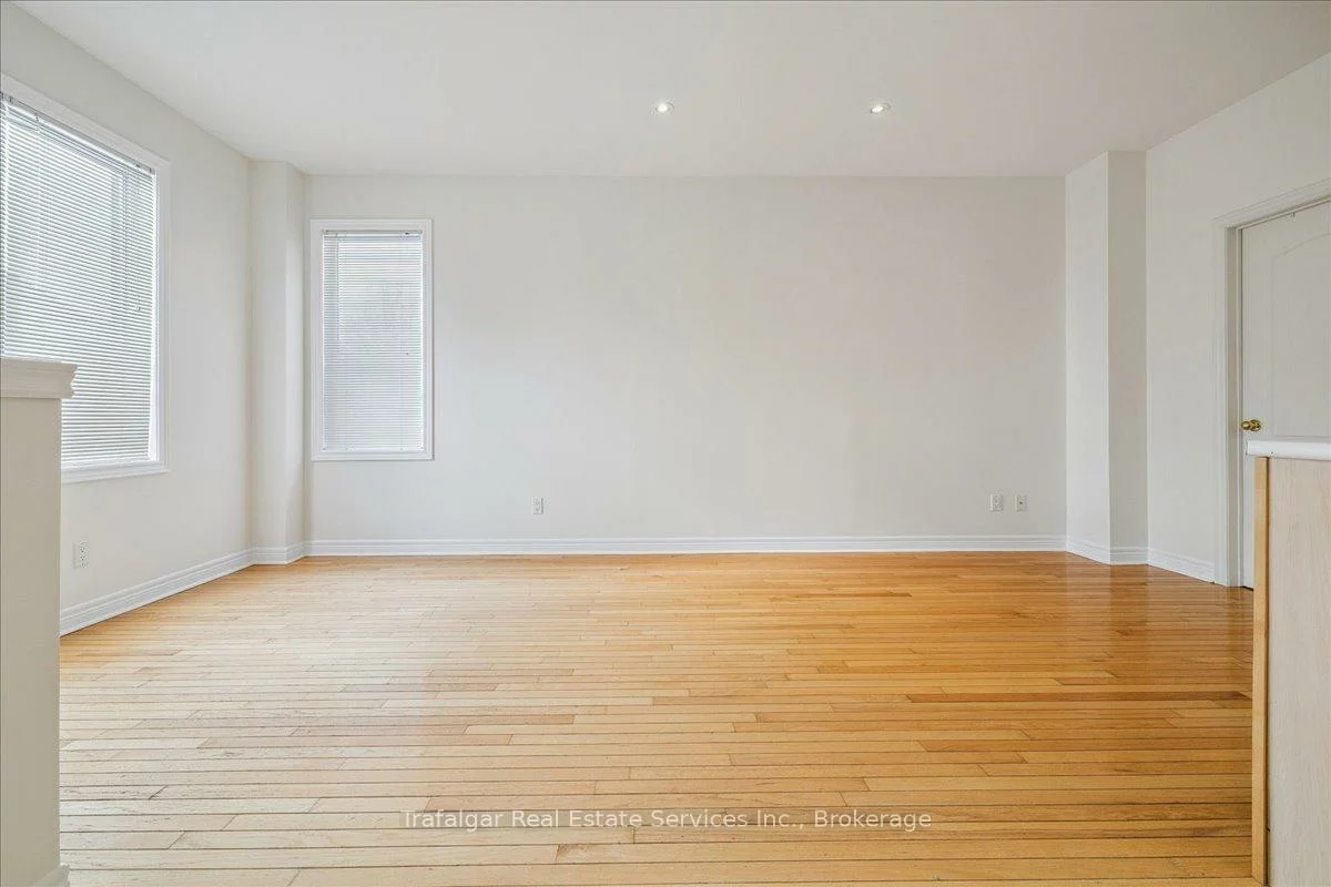 2400, Ennerdale, 1015 - RO River Oaks, Oakville