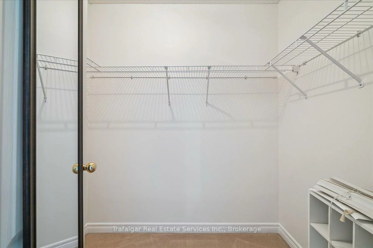 2400, Ennerdale, 1015 - RO River Oaks, Oakville