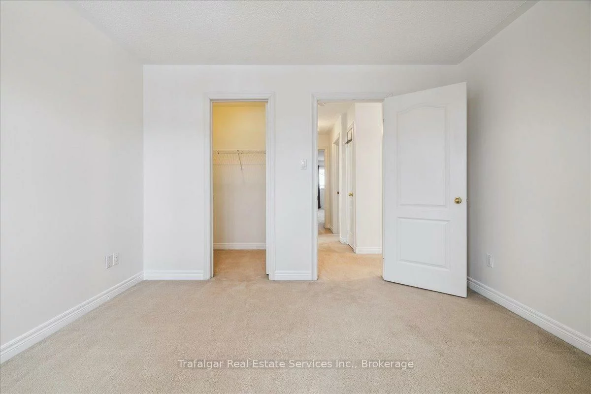 2400, Ennerdale, 1015 - RO River Oaks, Oakville