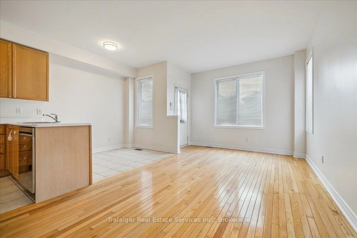 2400, Ennerdale, 1015 - RO River Oaks, Oakville