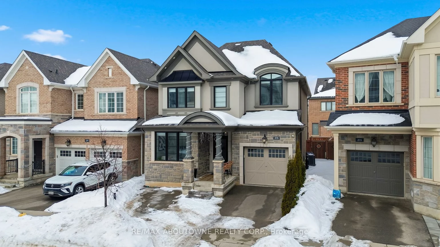 275, Ironside, 1008 - GO Glenorchy, Oakville