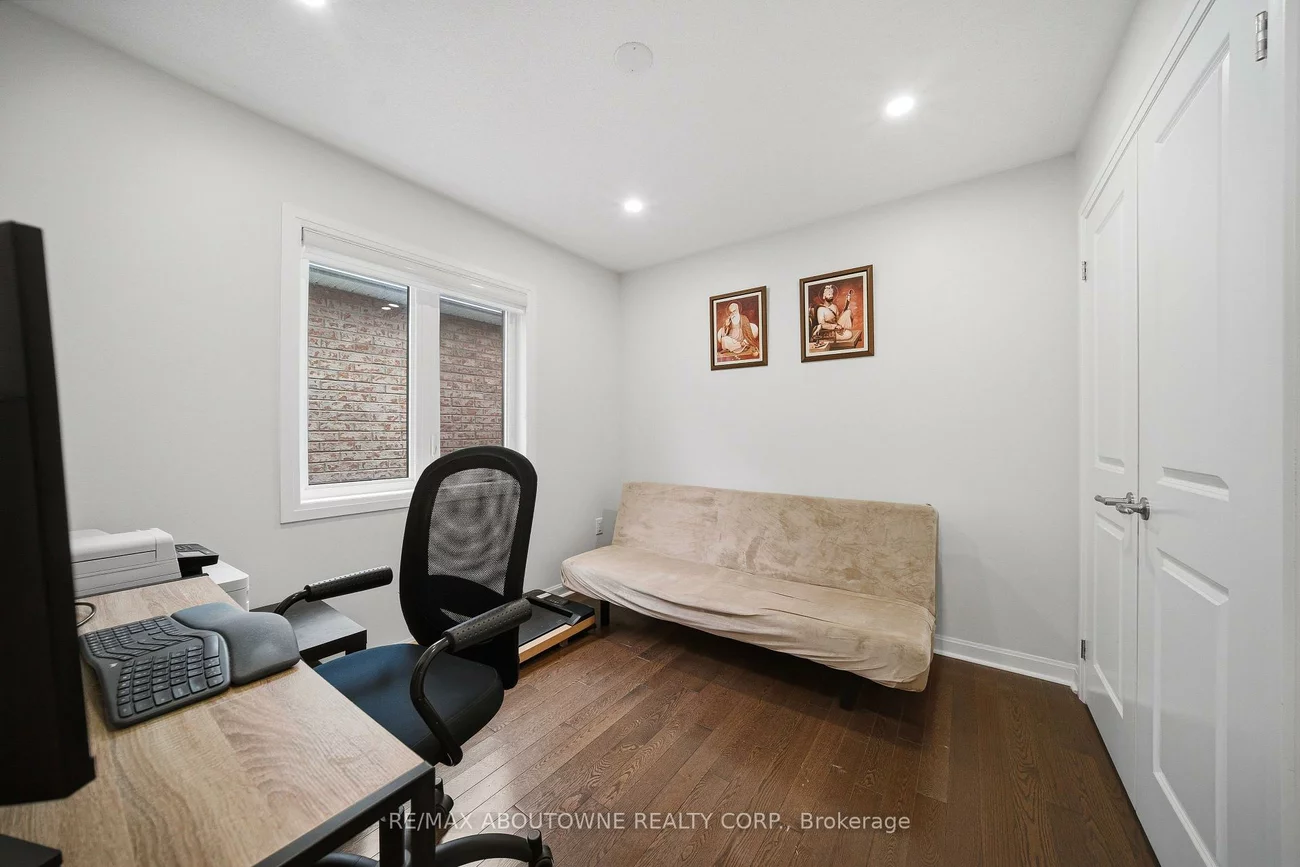 275, Ironside, 1008 - GO Glenorchy, Oakville