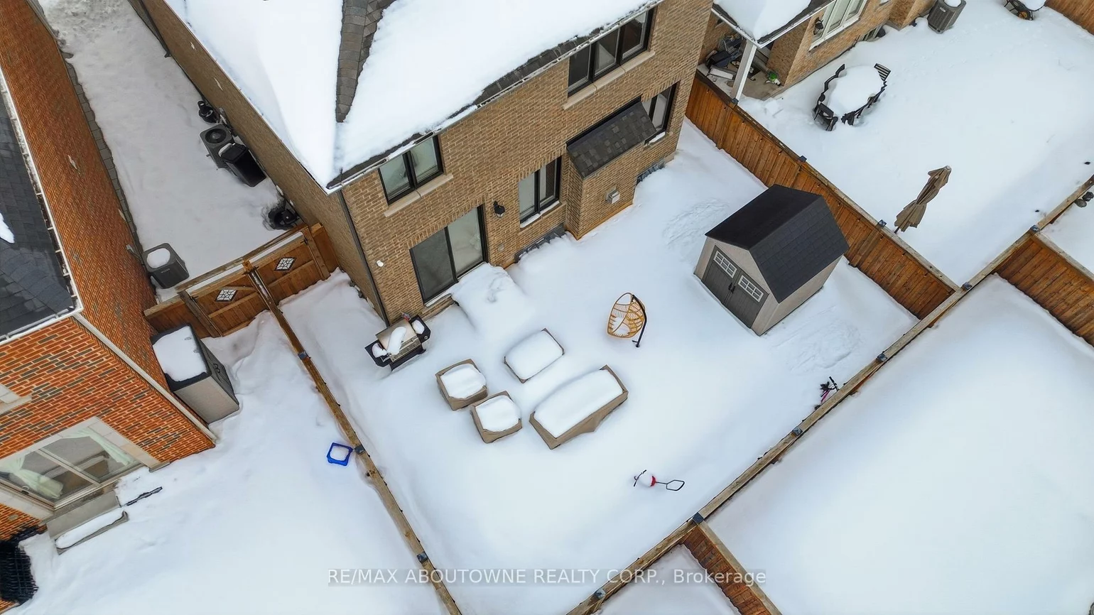 275, Ironside, 1008 - GO Glenorchy, Oakville