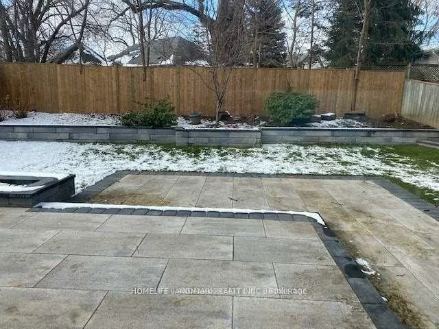 204, Weldon, 1020 - WO West, Oakville