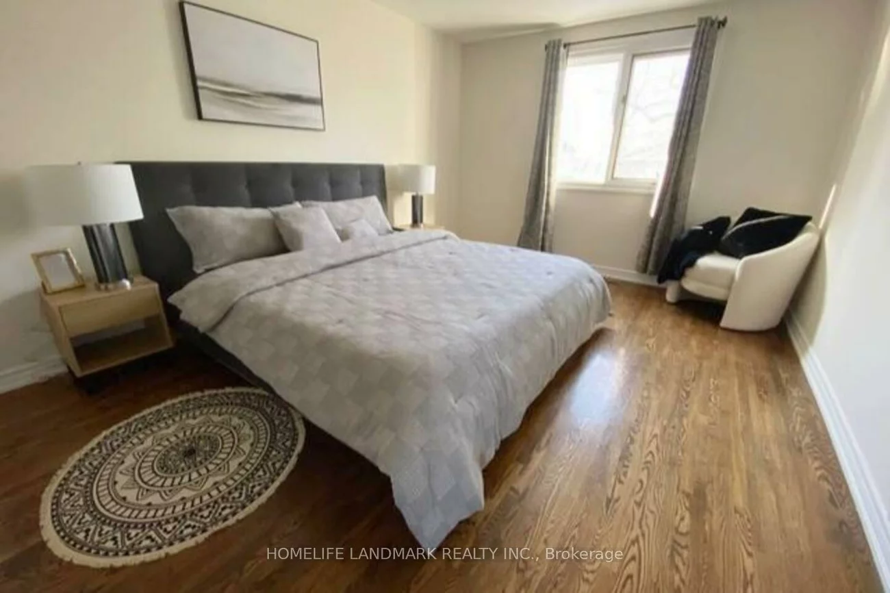 204, Weldon, 1020 - WO West, Oakville