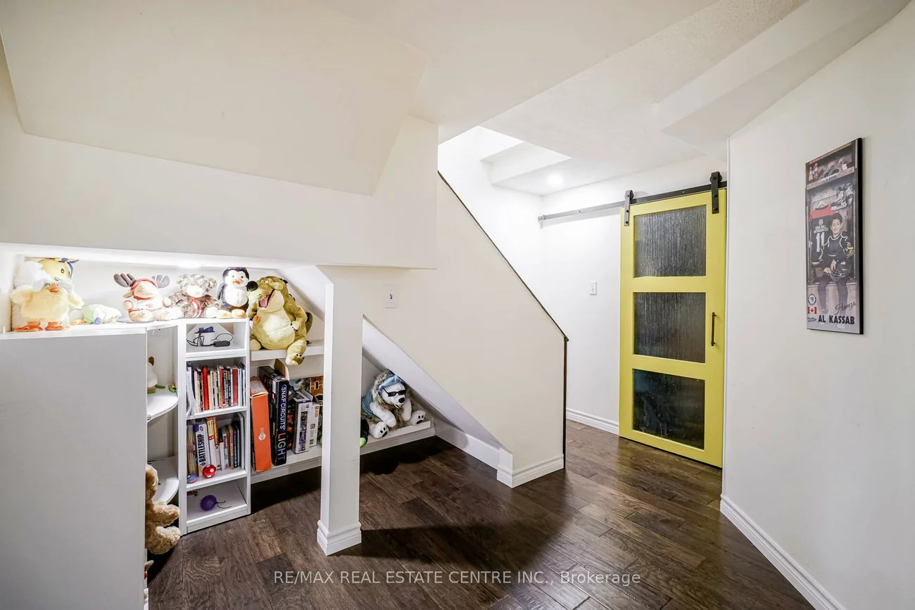 2427, Valley Heights Cres., 1015 - RO River Oaks, Oakville