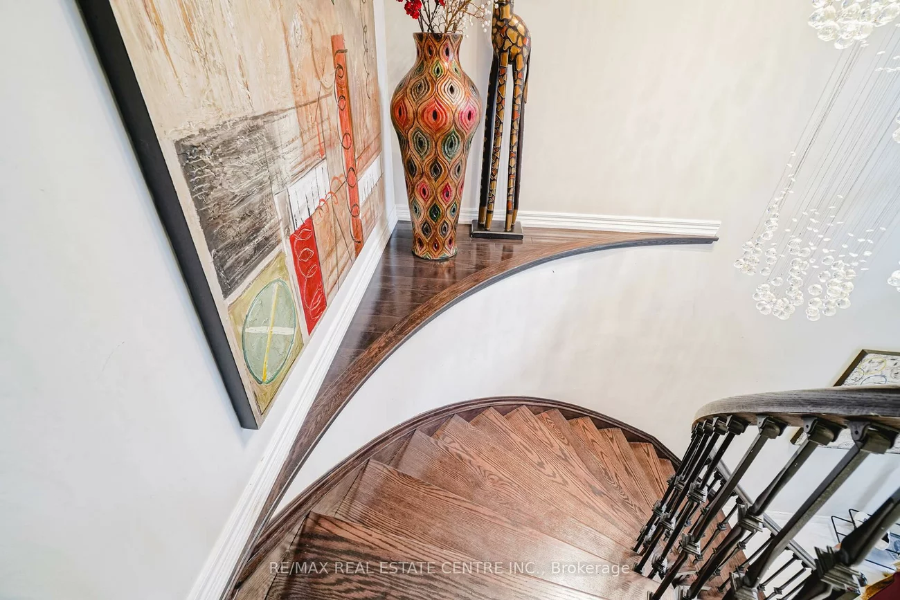 2427, Valley Heights Cres., 1015 - RO River Oaks, Oakville