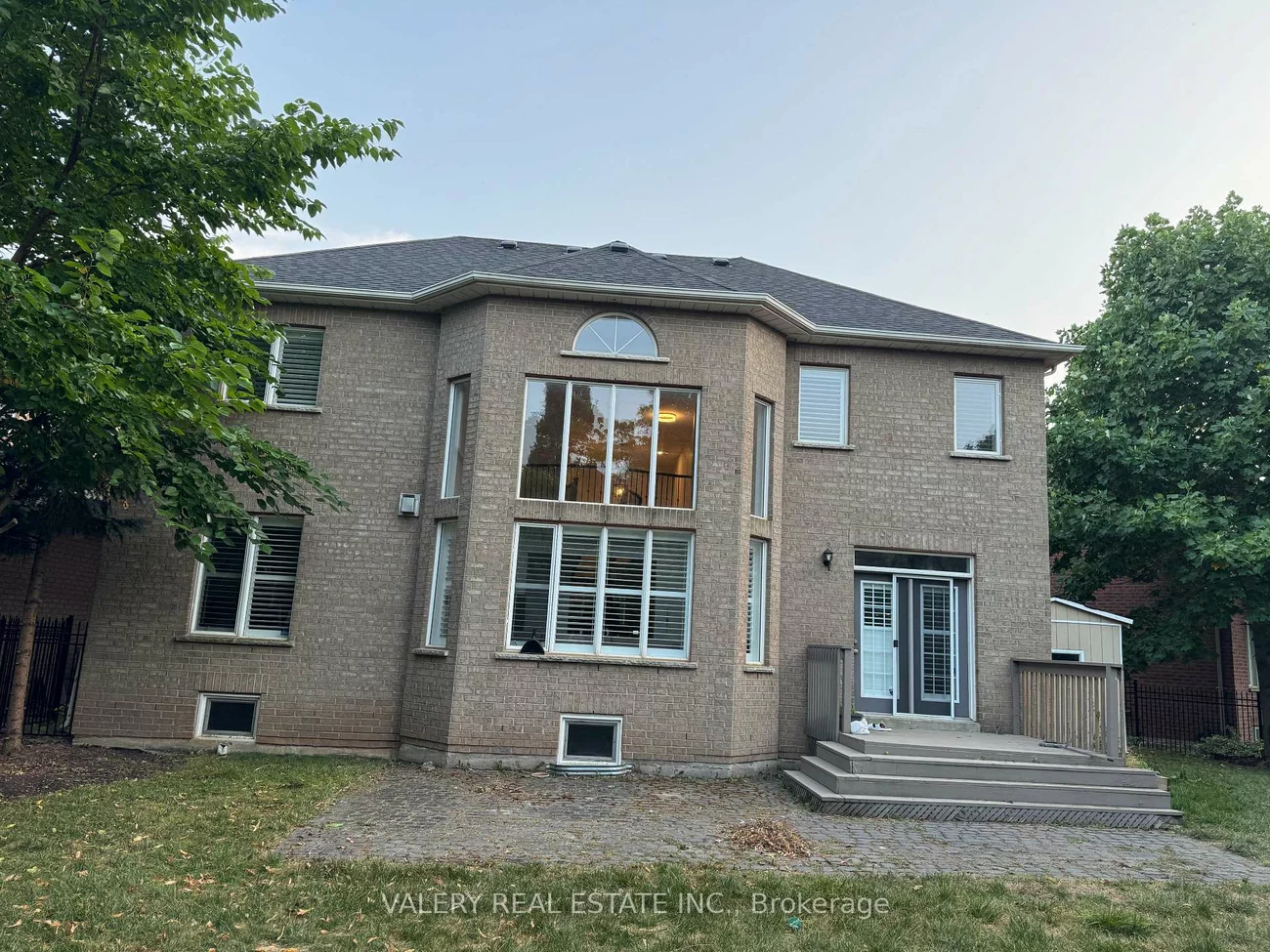 3279, Raspberry Bush, 1001 - BR Bronte, Oakville