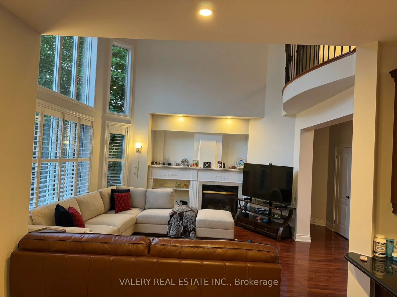 3279, Raspberry Bush, 1001 - BR Bronte, Oakville