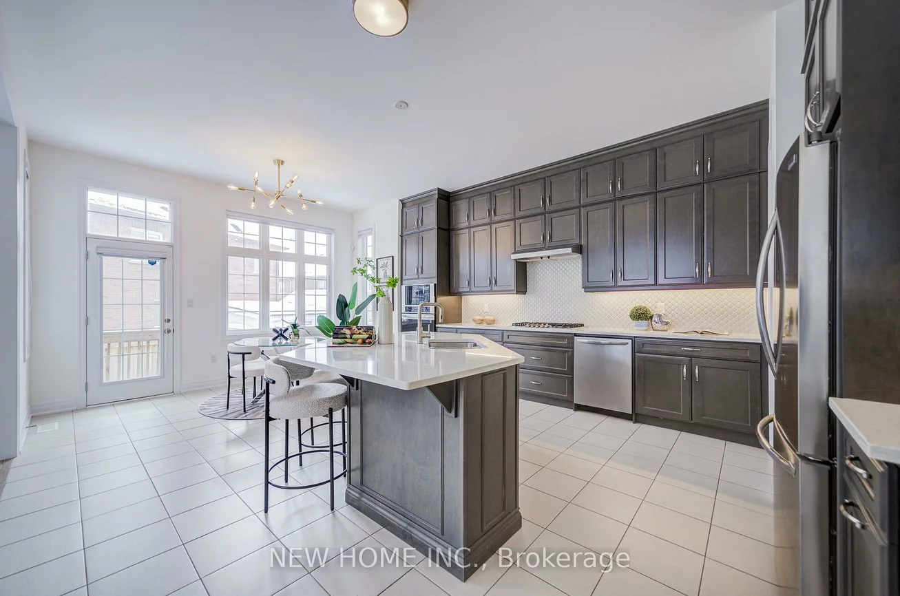 3326, Jacob, 1008 - GO Glenorchy, Oakville