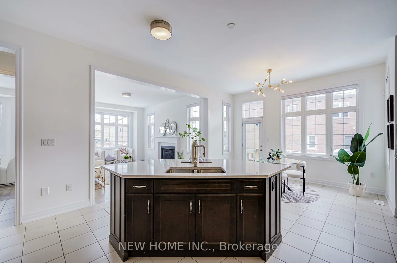 3326, Jacob, 1008 - GO Glenorchy, Oakville