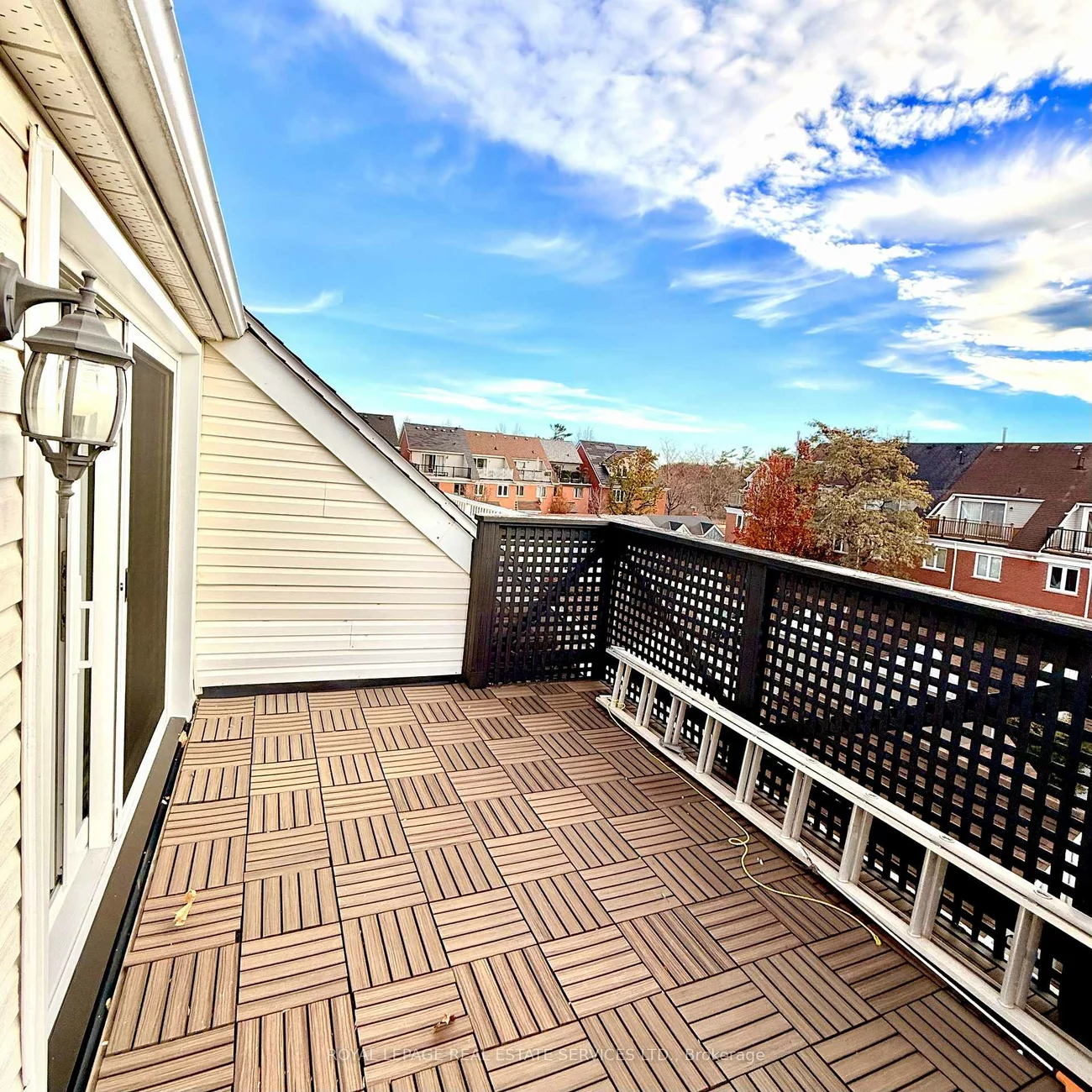 40, CHESTER, 1015 - RO River Oaks, Oakville