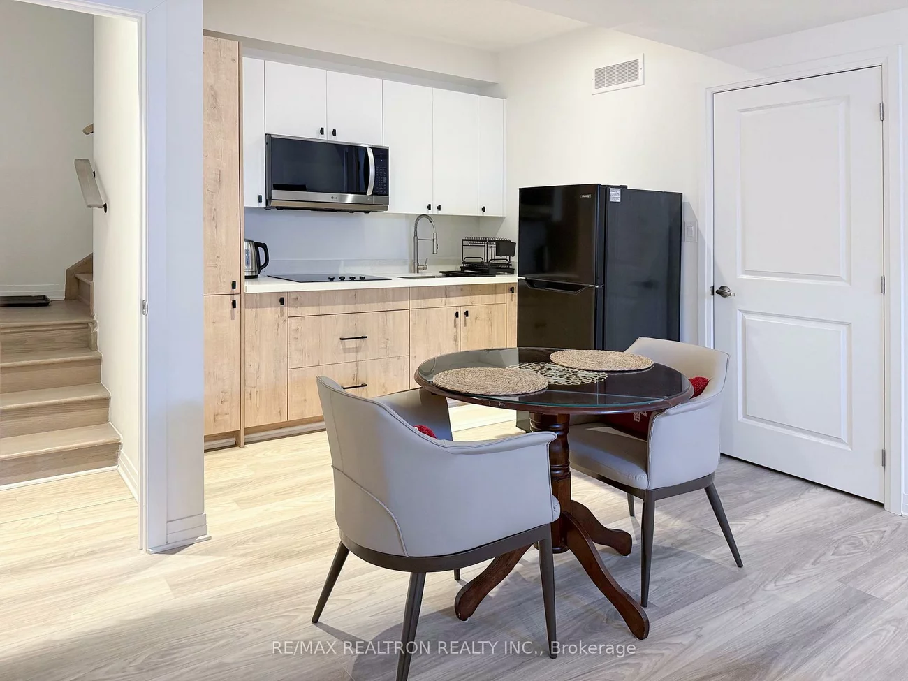 3272, Sixth, 1040 - OA Rural Oakville, Oakville