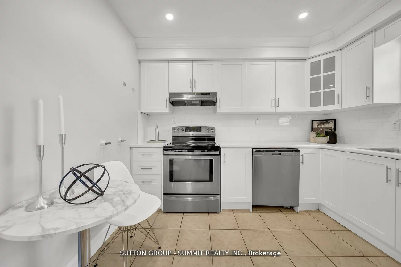 465, Seaton, 1020 - WO West, Oakville