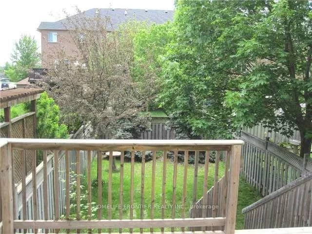 2494, Gill, 1015 - RO River Oaks, Oakville