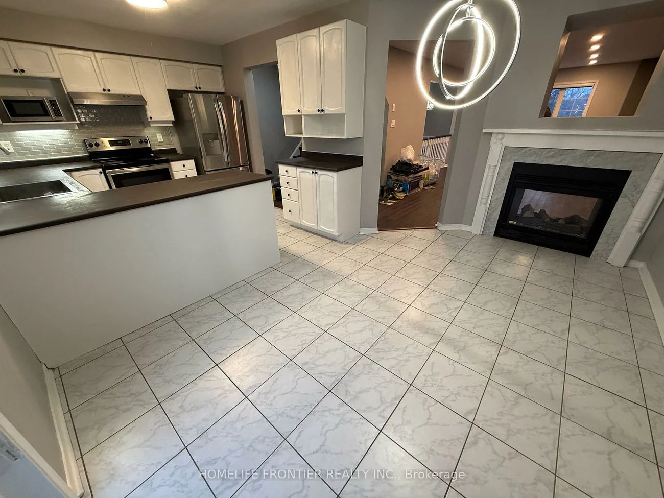 2494, Gill, 1015 - RO River Oaks, Oakville