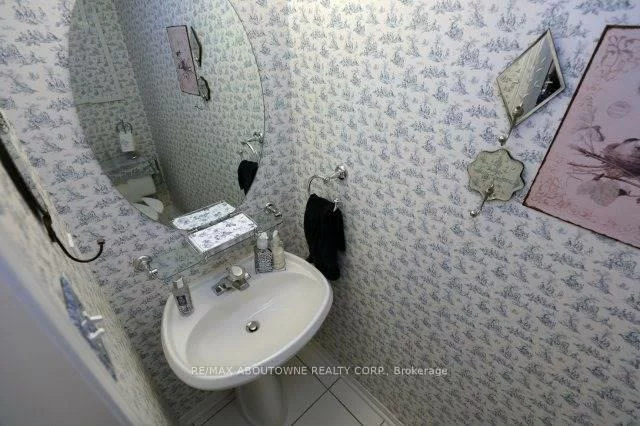 1175, Treetop, 1022 - WT West Oak Trails, Oakville