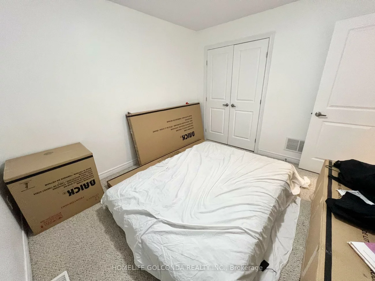 2358, Natasha, 1000 - BC Bronte Creek, Oakville