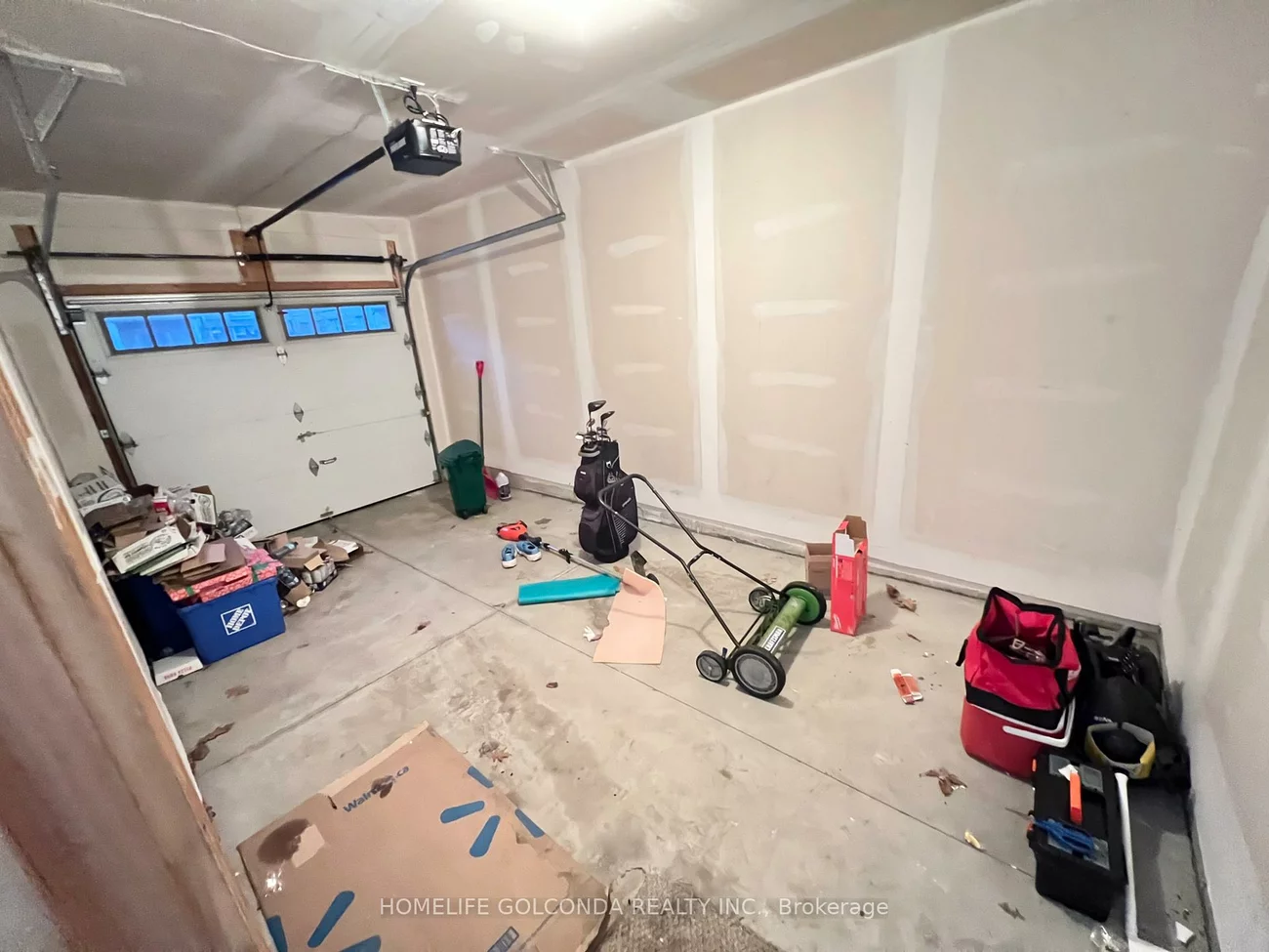 2358, Natasha, 1000 - BC Bronte Creek, Oakville