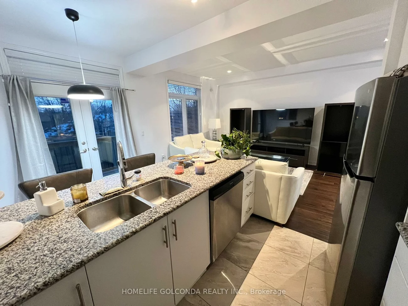 2358, Natasha, 1000 - BC Bronte Creek, Oakville