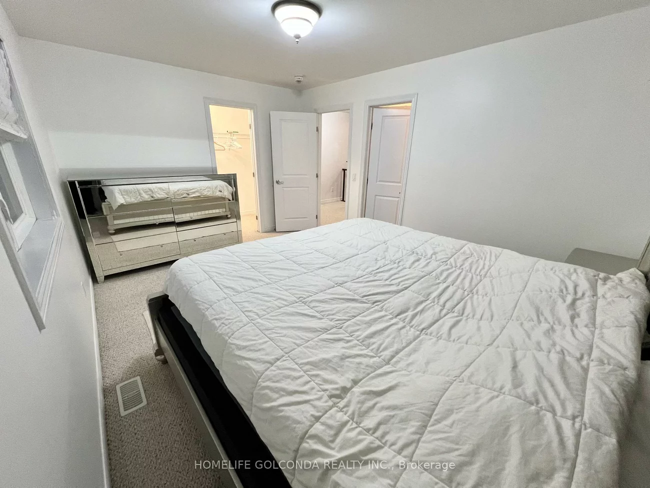 2358, Natasha, 1000 - BC Bronte Creek, Oakville