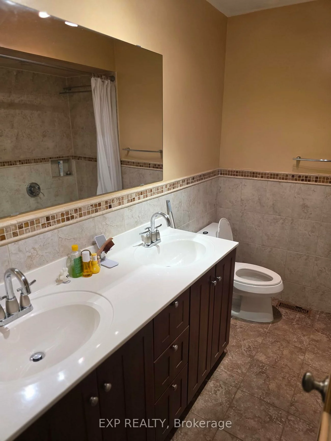 1296, Valerie, 1004 - CV Clearview, Oakville