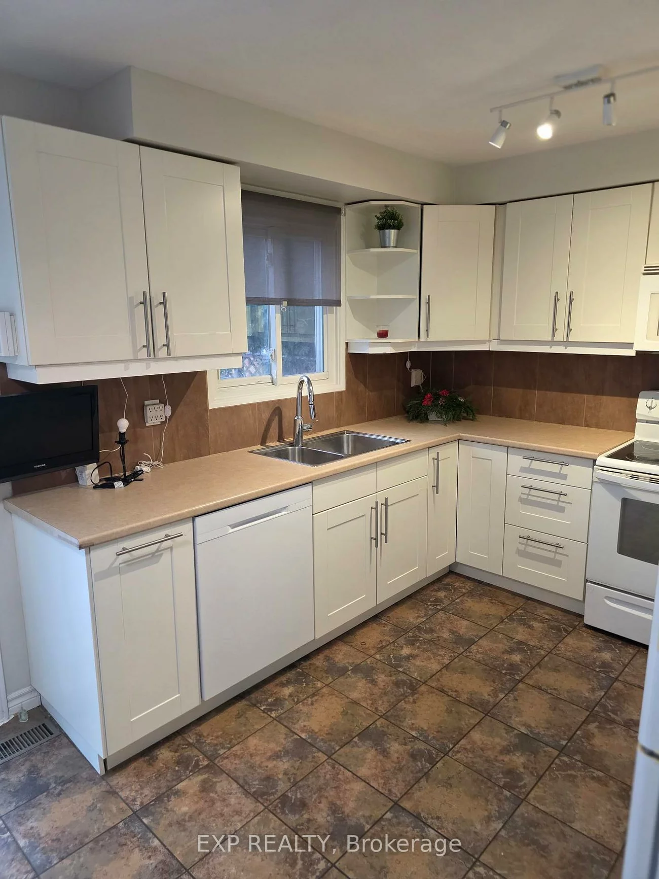 1296, Valerie, 1004 - CV Clearview, Oakville