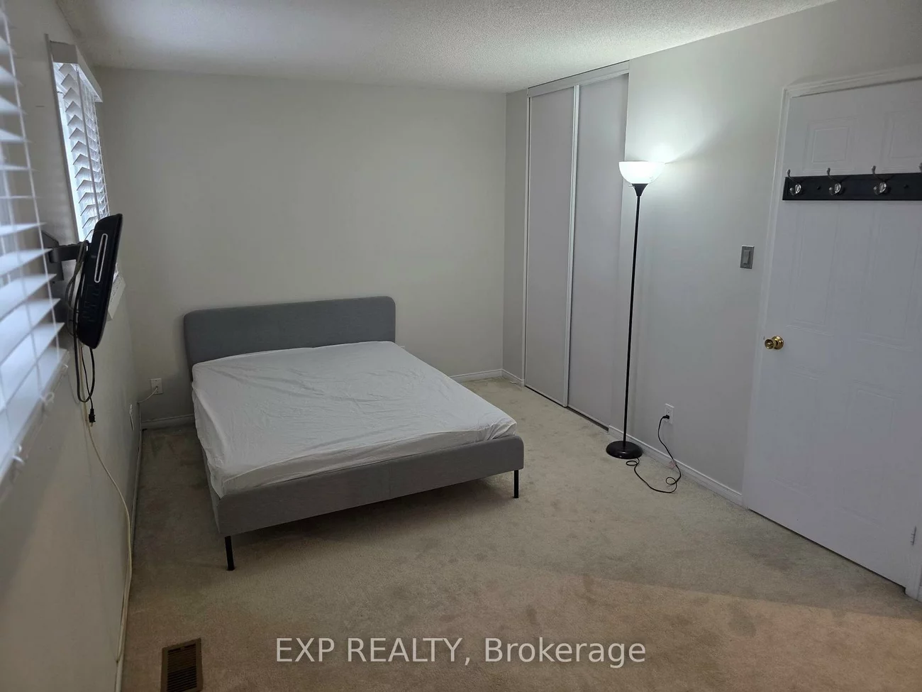 1296, Valerie, 1004 - CV Clearview, Oakville