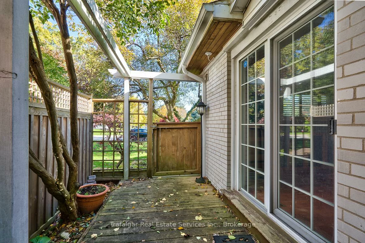 180, Tracina, 1017 - SW Southwest, Oakville