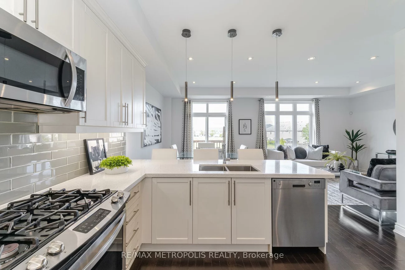 2427, Baronwood, 1019 - WM Westmount, Oakville