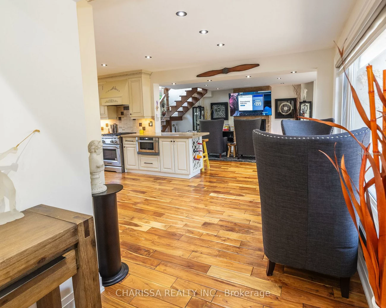 60, Belvedere, 1017 - SW Southwest, Oakville