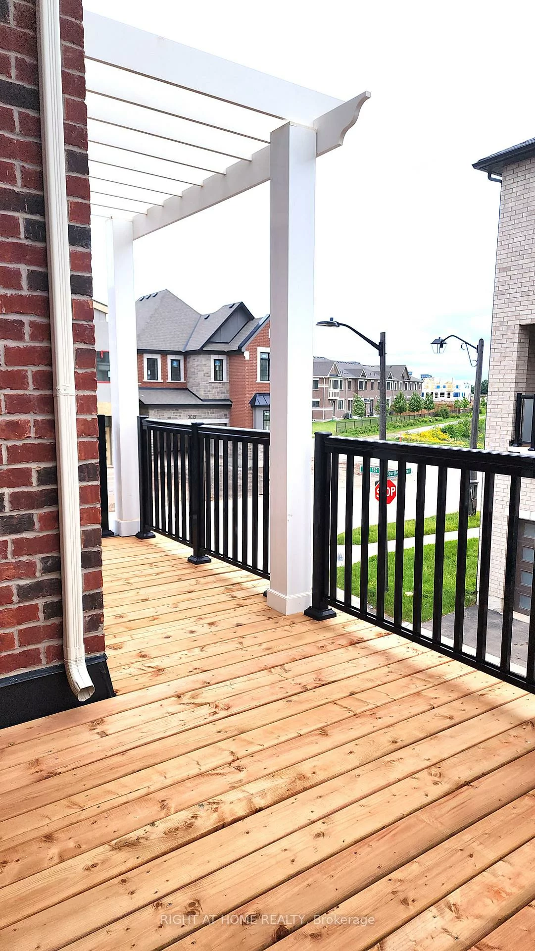 1261, Court Leigh, 1010 - JM Joshua Meadows, Oakville