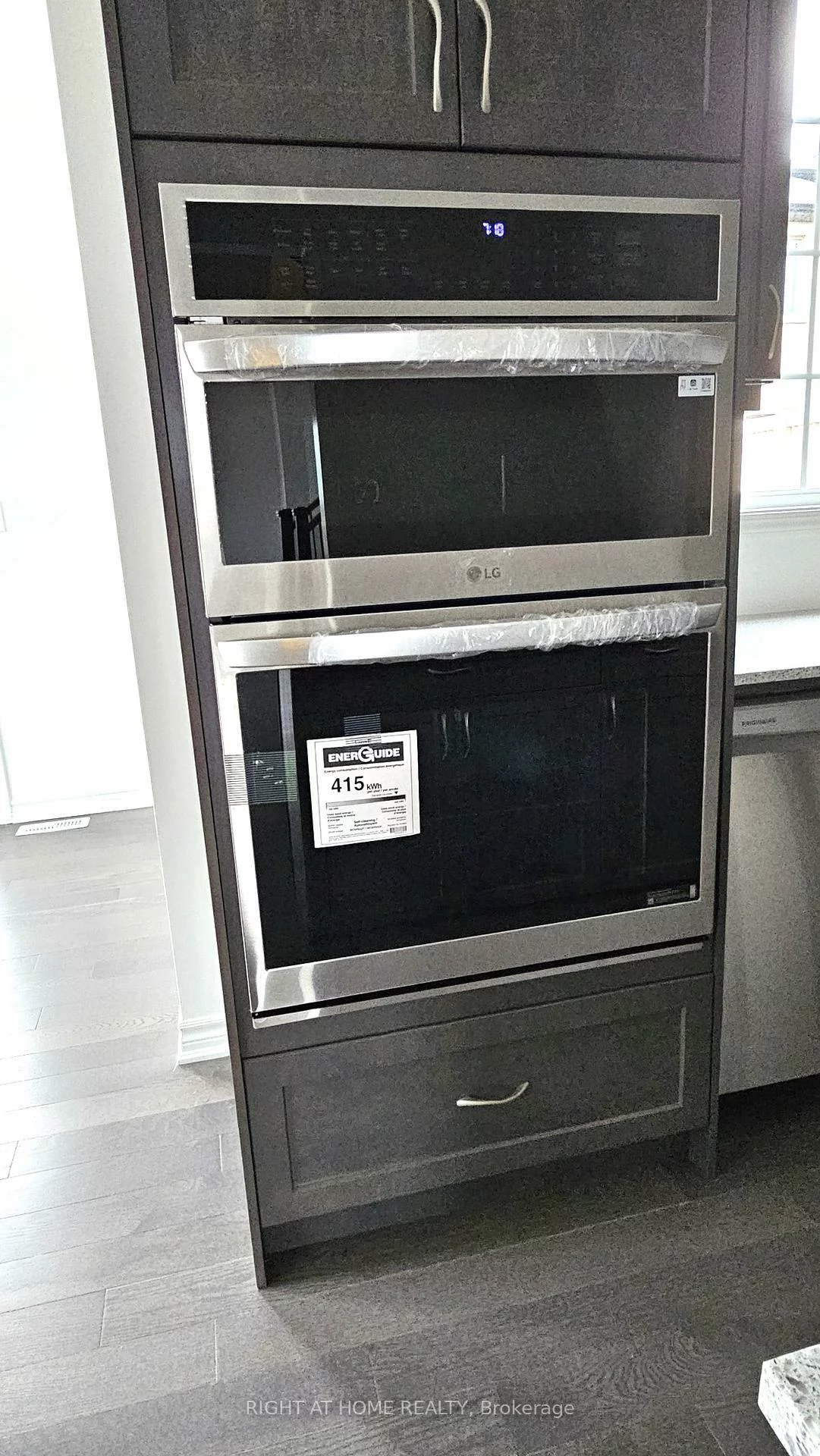 1261, Court Leigh, 1010 - JM Joshua Meadows, Oakville