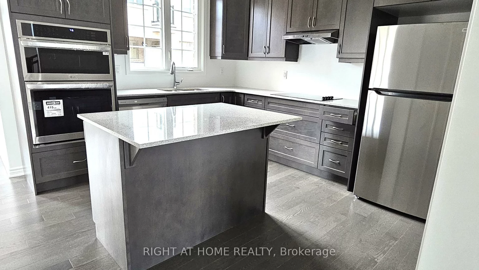 1261, Court Leigh, 1010 - JM Joshua Meadows, Oakville