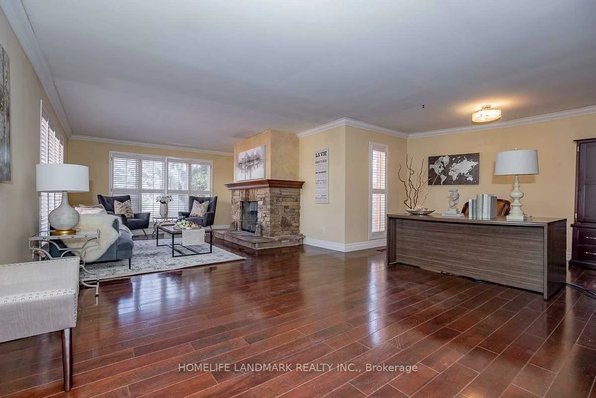 2301, Bennington, 1006 - FD Ford, Oakville