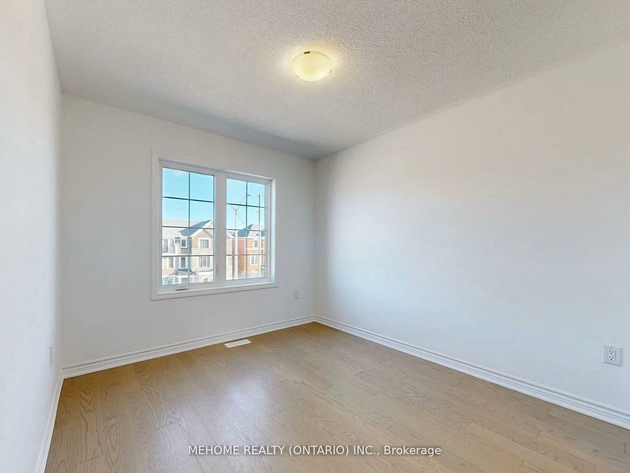 1371, William Halton, 1012 - NW Northwest, Oakville