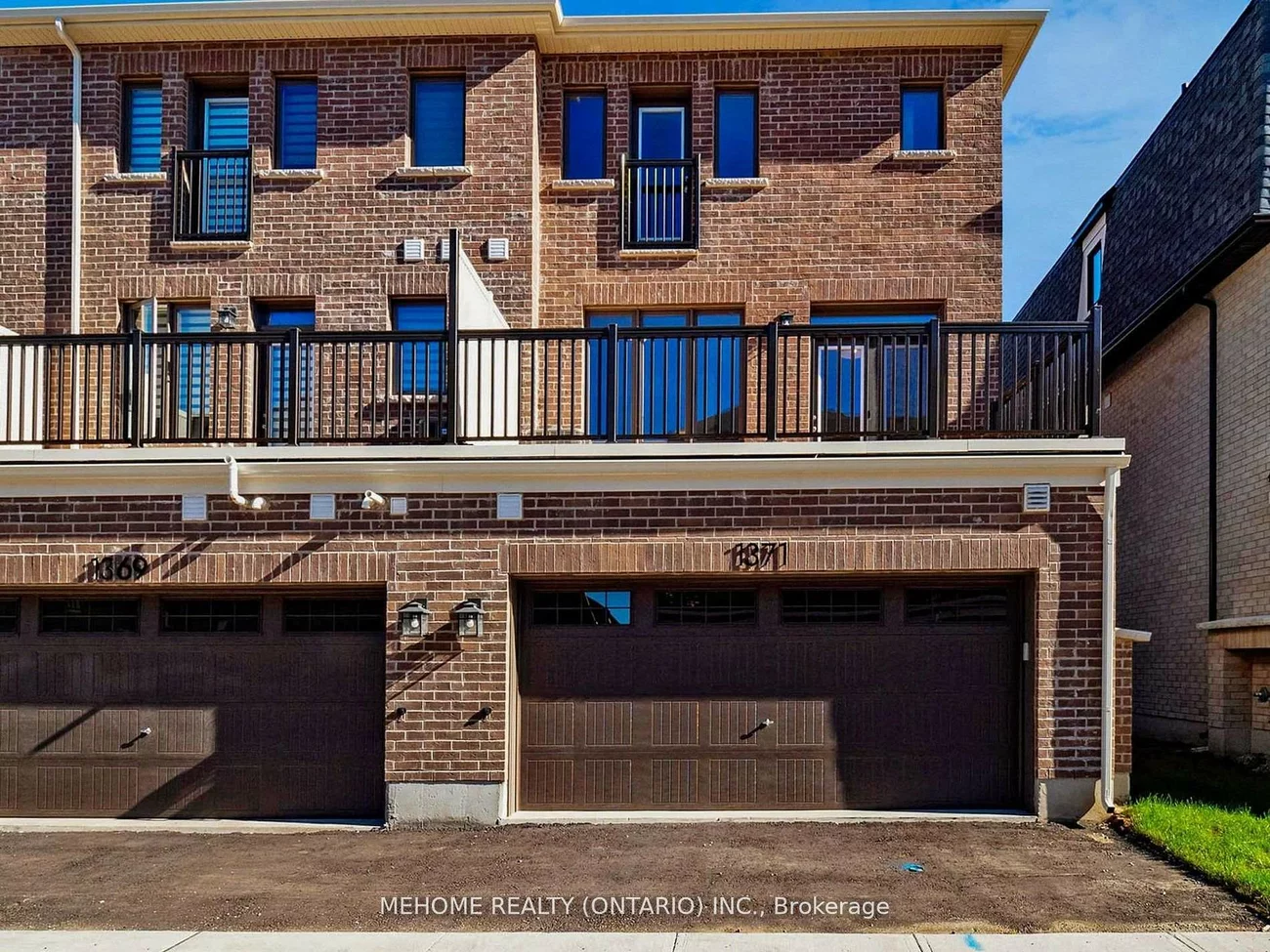 1371, William Halton, 1012 - NW Northwest, Oakville