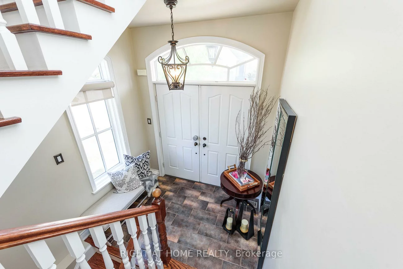 2243, Providence, 1015 - RO River Oaks, Oakville