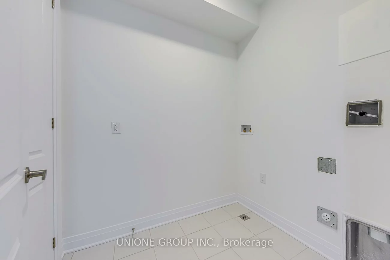 3271, Crystal, 1008 - GO Glenorchy, Oakville