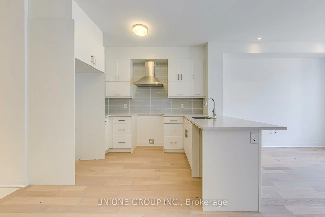 3271, Crystal, 1008 - GO Glenorchy, Oakville