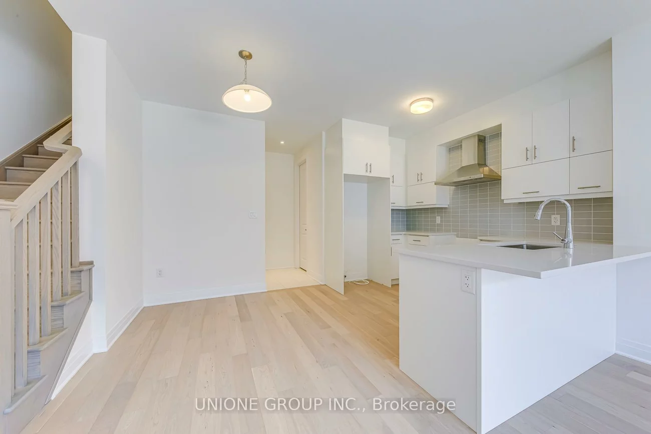 3271, Crystal, 1008 - GO Glenorchy, Oakville