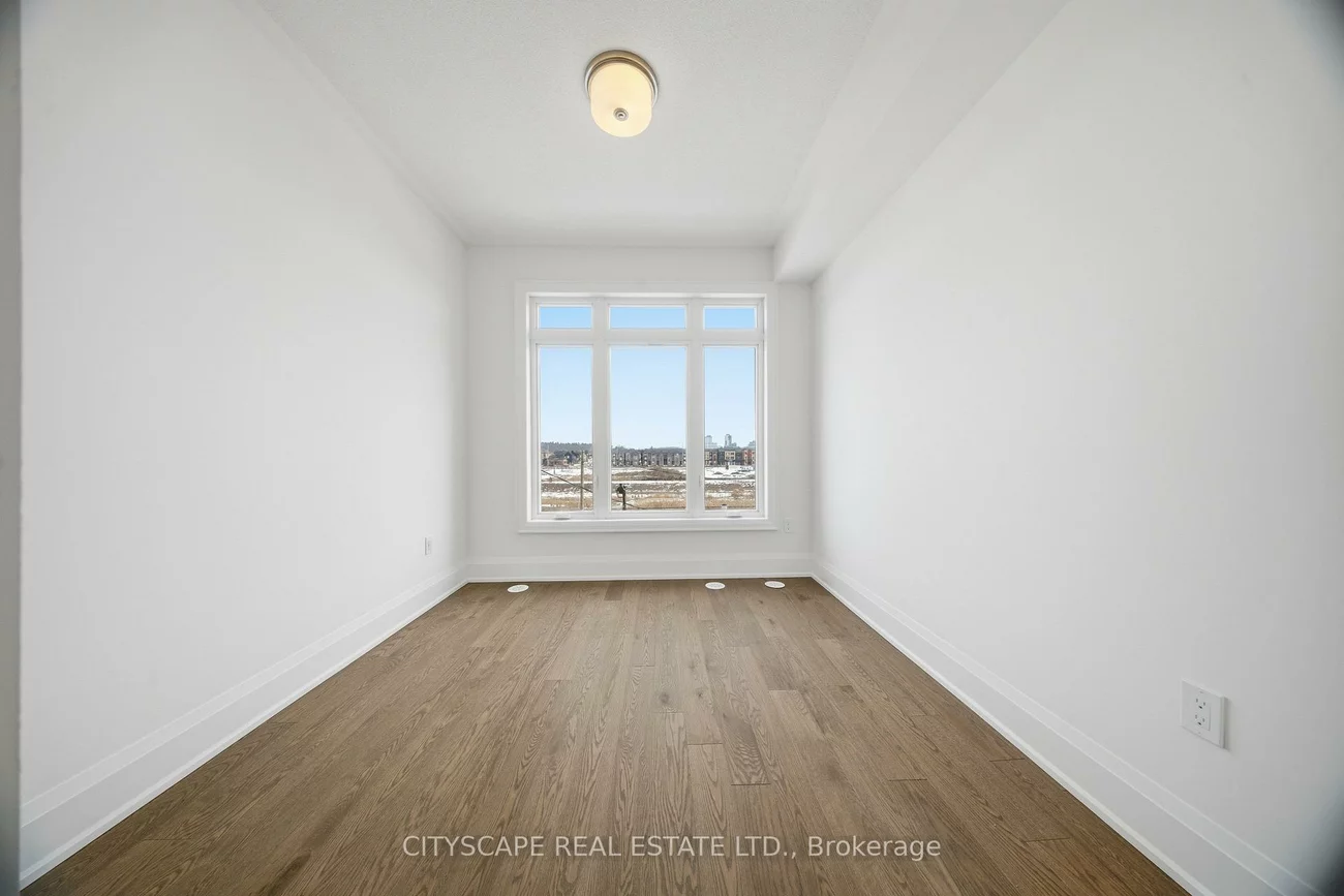 3298, Umar, 1008 - GO Glenorchy, Oakville