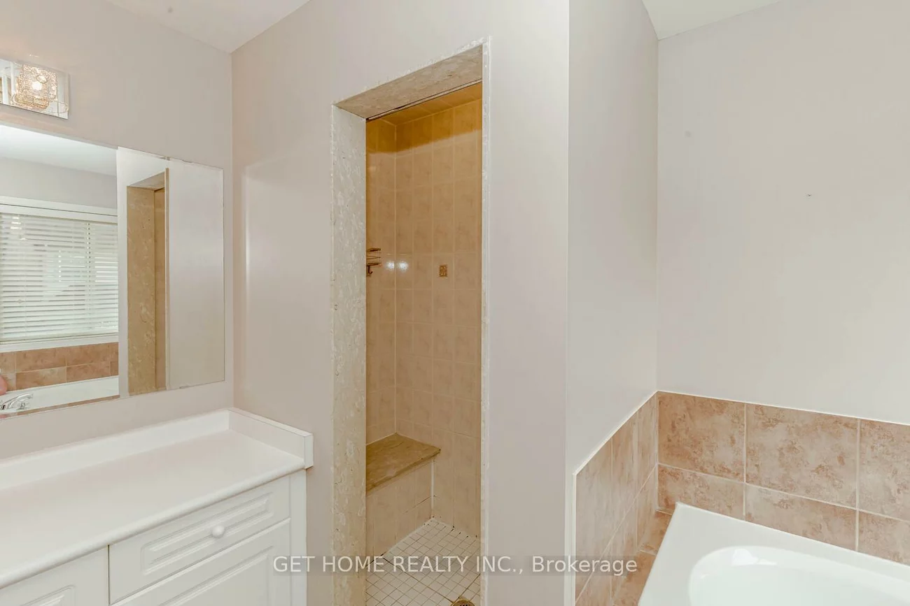 2543, Nettlecreek, 1022 - WT West Oak Trails, Oakville