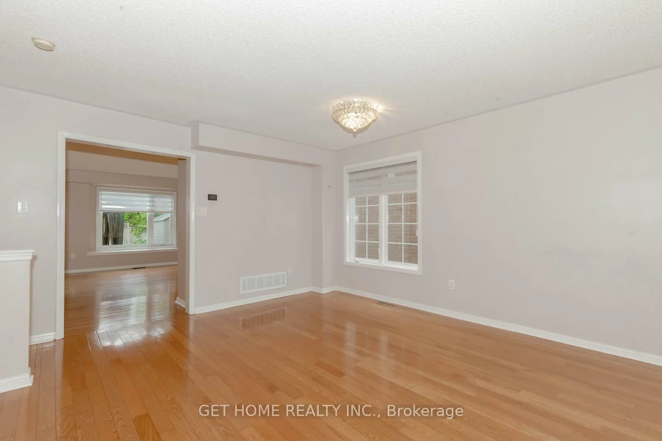 2543, Nettlecreek, 1022 - WT West Oak Trails, Oakville