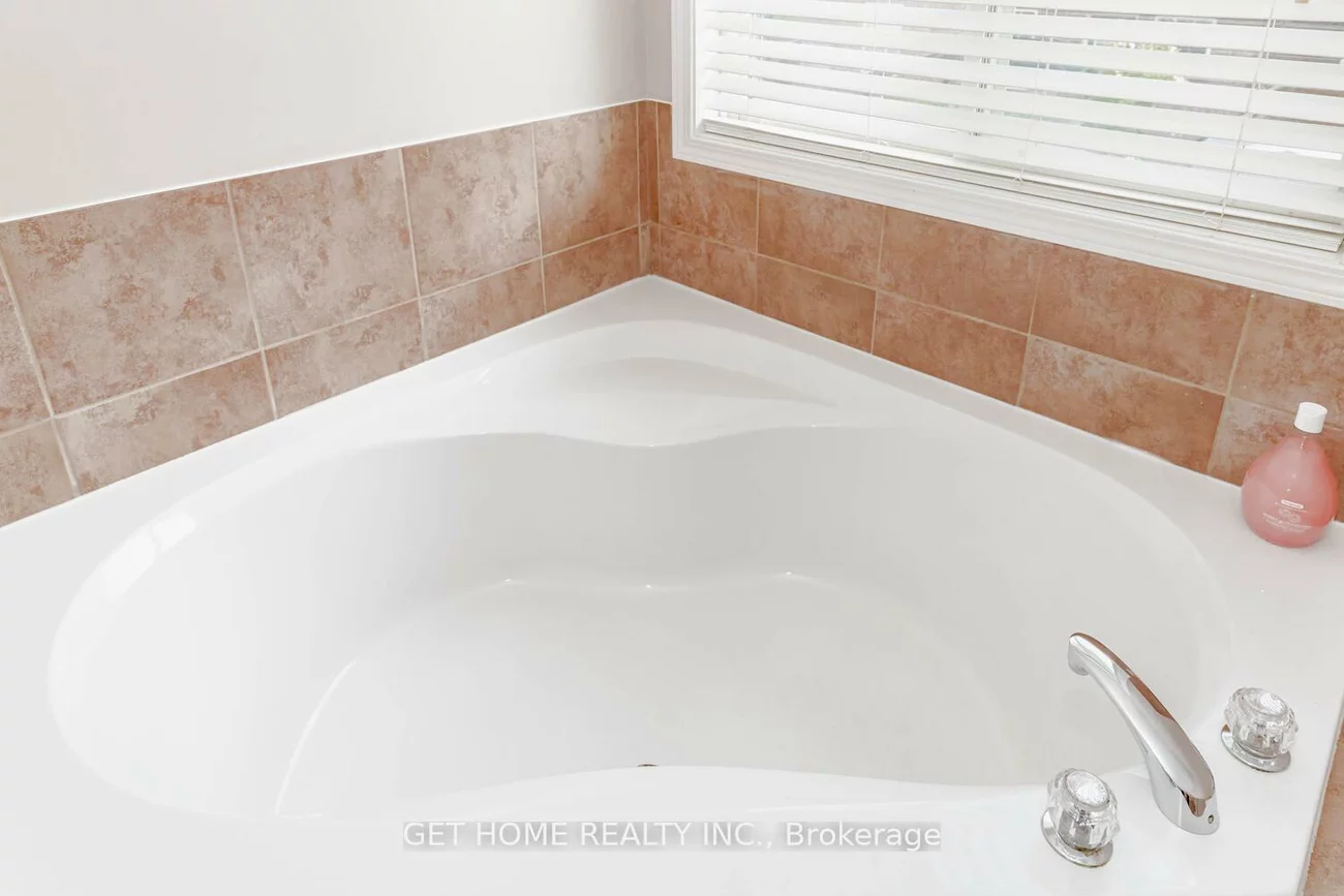 2543, Nettlecreek, 1022 - WT West Oak Trails, Oakville