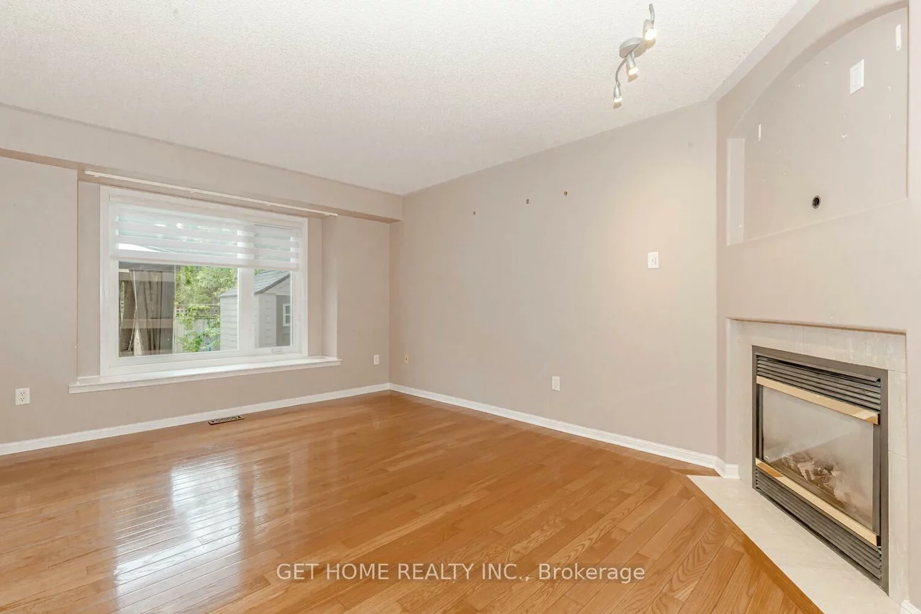 2543, Nettlecreek, 1022 - WT West Oak Trails, Oakville