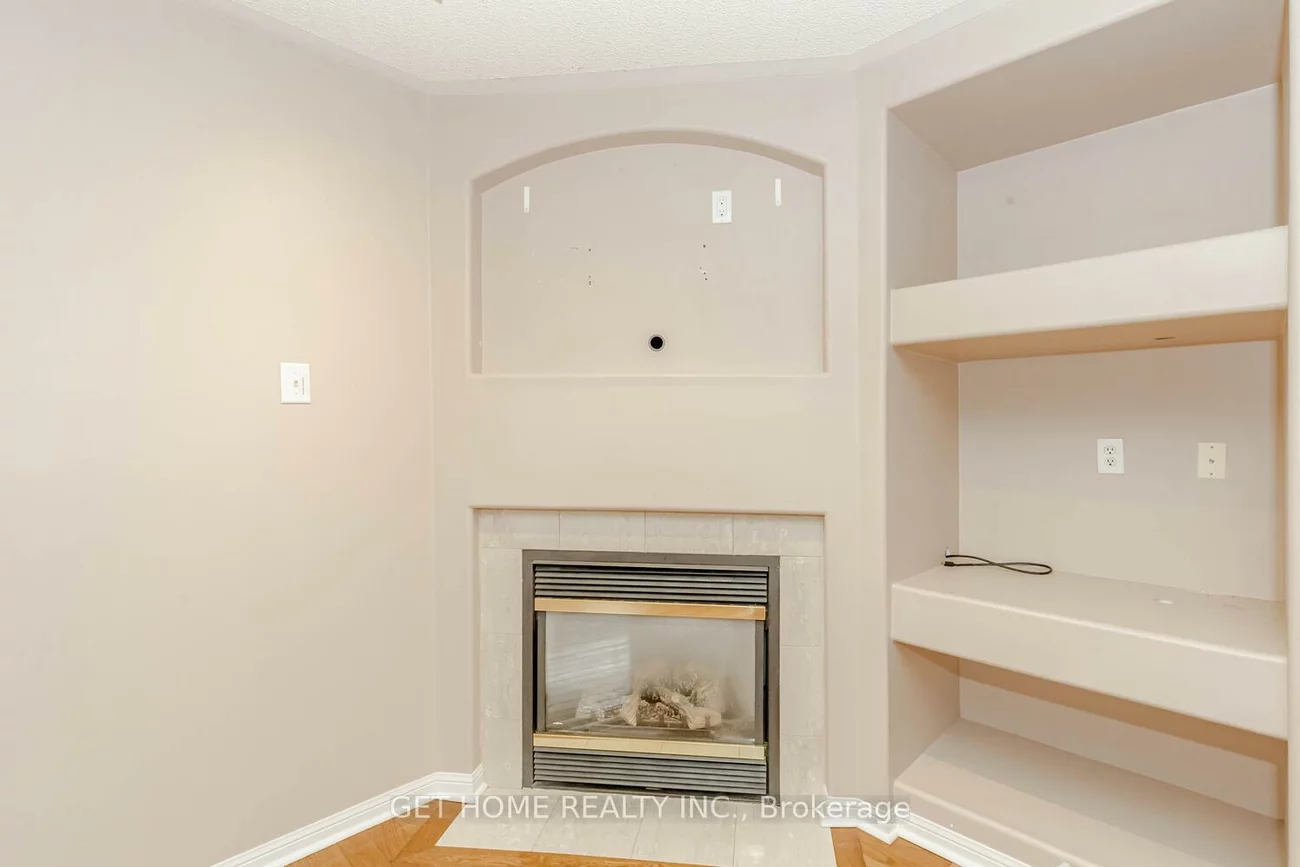 2543, Nettlecreek, 1022 - WT West Oak Trails, Oakville