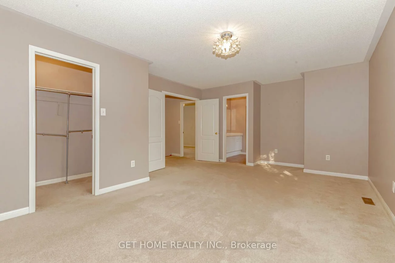 2543, Nettlecreek, 1022 - WT West Oak Trails, Oakville