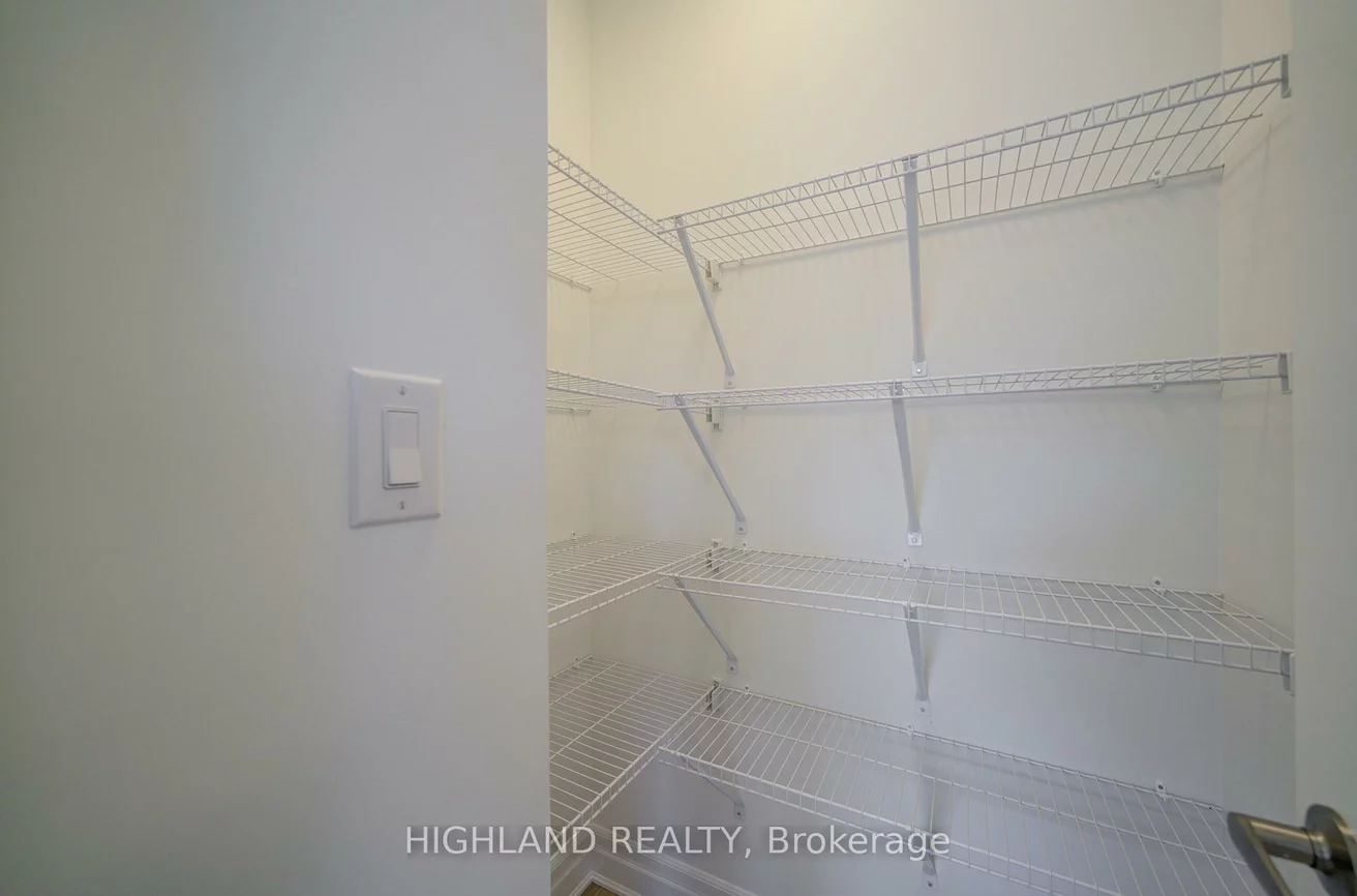 1230, Maverick, 1010 - JM Joshua Meadows, Oakville